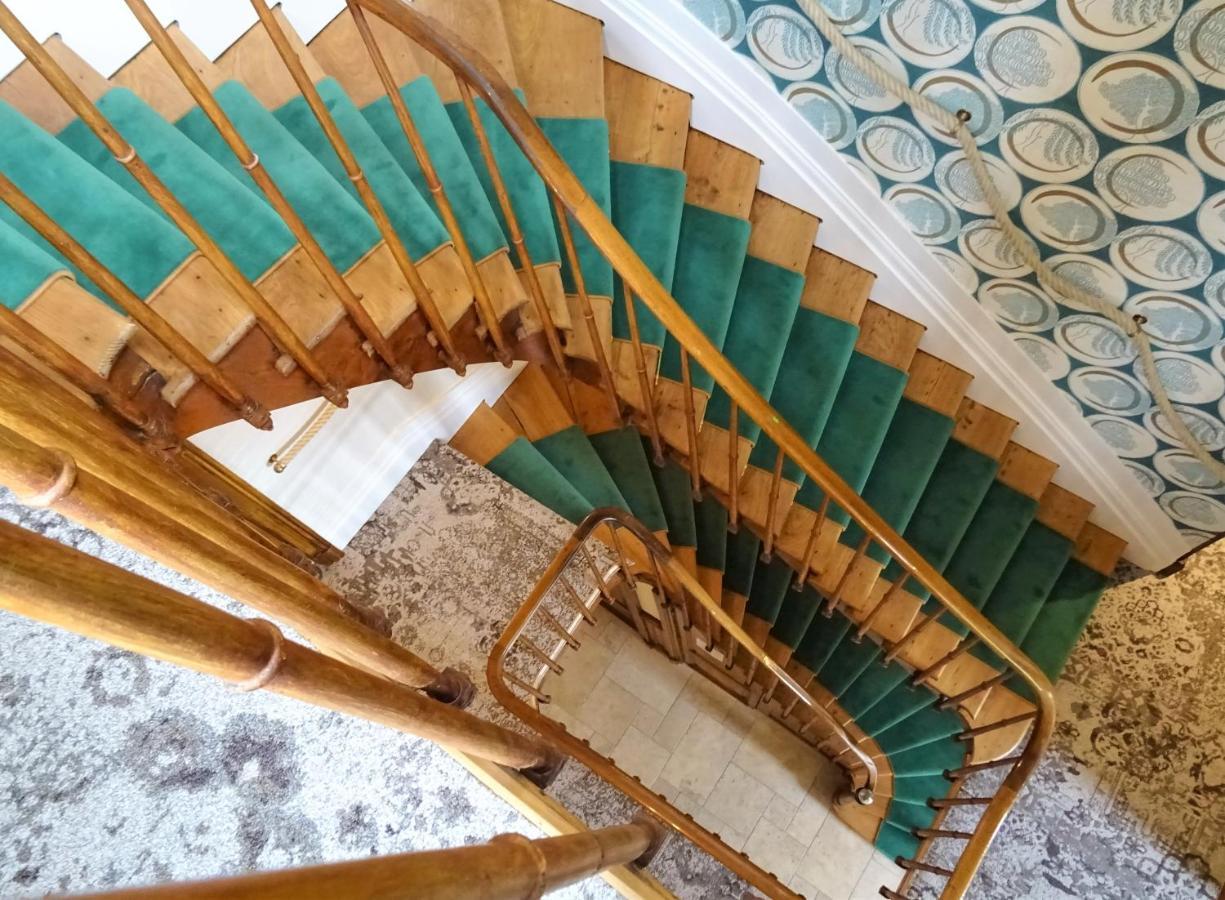 Hotel The Originals Residence De Rohan Vaux-sur-Mer Bagian luar foto