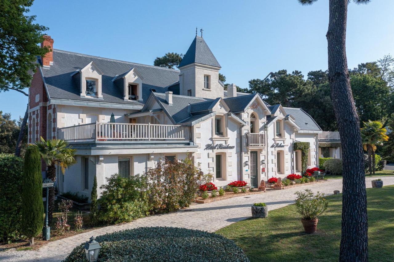 Hotel The Originals Residence De Rohan Vaux-sur-Mer Bagian luar foto