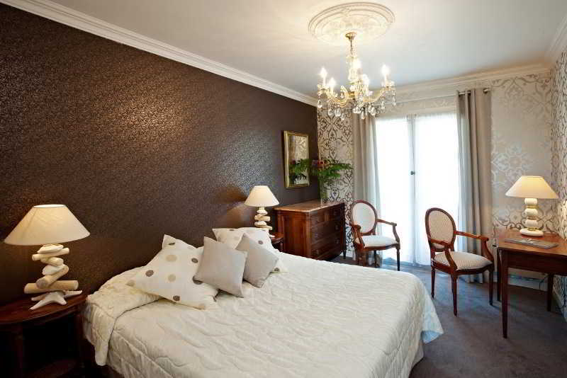 Hotel The Originals Residence De Rohan Vaux-sur-Mer Bagian luar foto