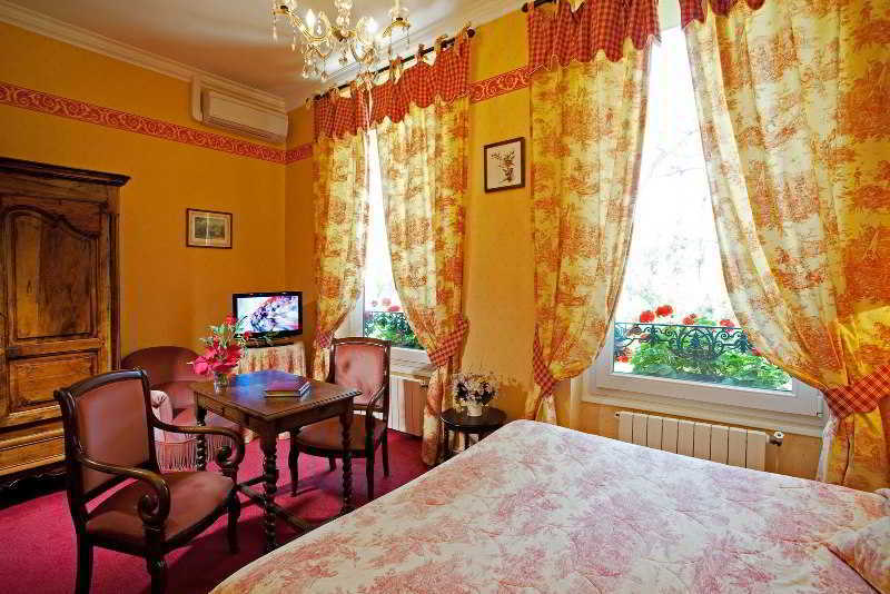 Hotel The Originals Residence De Rohan Vaux-sur-Mer Bagian luar foto